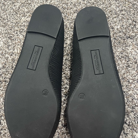 Christian Siriano Women's Black Flats - Picture 3 of 4